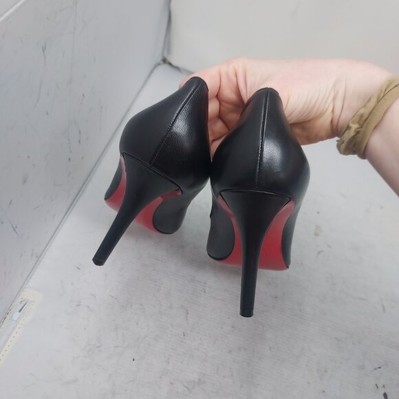 Christian Louboutin Apostrophy Black Leather Pump - Picture 10 of 11